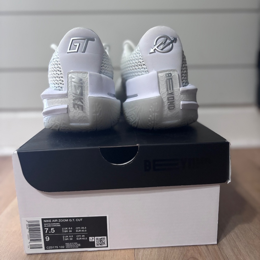 Nike GT Cut 1 All white Size 7.5 - Picture 4 of 6
